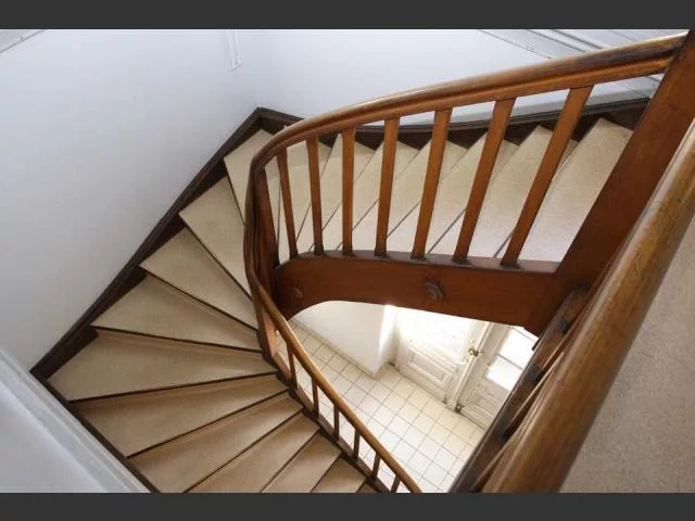 escalier_1__1601021901144